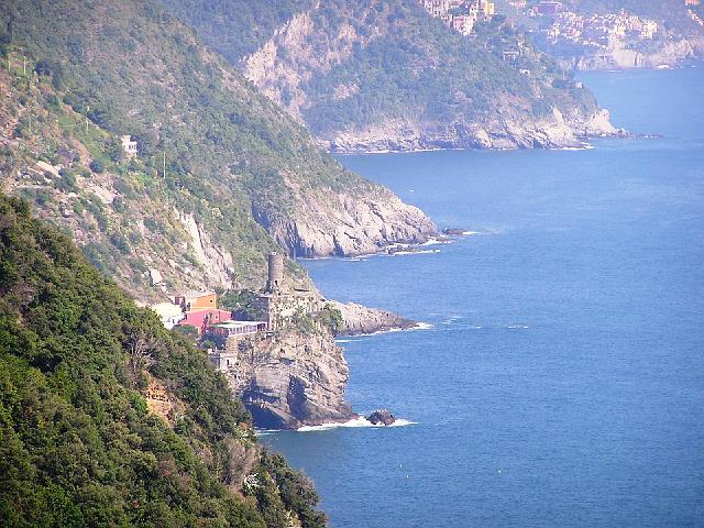 P6181566.JPG - The tower of Vernazza