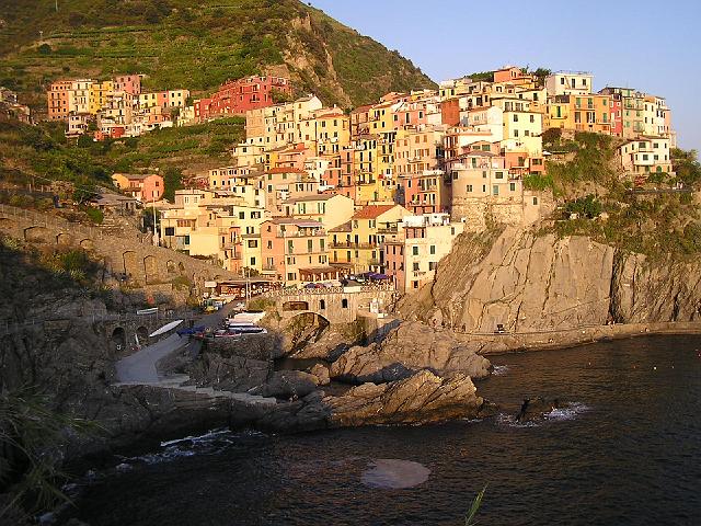 P6181636.JPG - Manarola at sunset